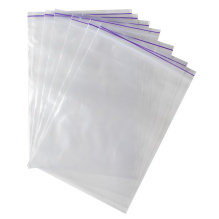 Зип-пакет 100*120 мм с отверстием (артикул: 030000847) купить в разделе «Полиэтиленовые зип-пакеты».